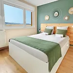 T2 Confortable Proche Commerces&bâle Apartamento