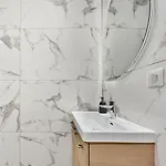T2 Confortable Proche Commerces&bâle Apartamento