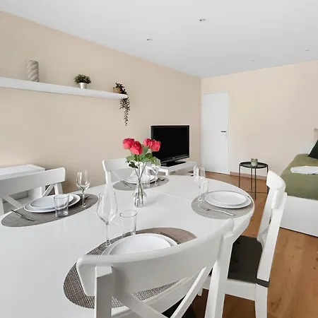 Apartmán T2 Confortable Proche Commerces & Bale *