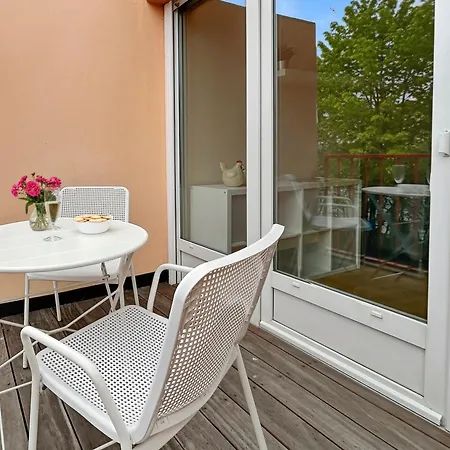 T2 Confortable Proche Commerces&bâle Apartamento