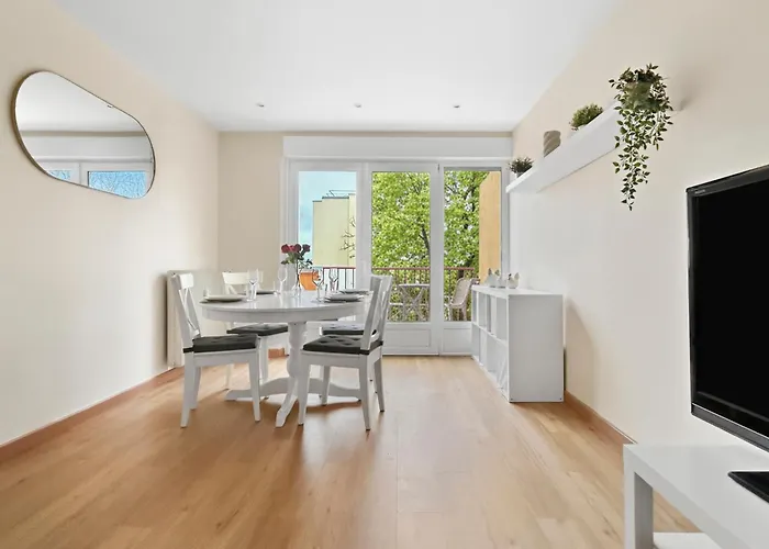 T2 Confortable Proche Commerces & Bale * Saint-Louis (Haut-Rhin)