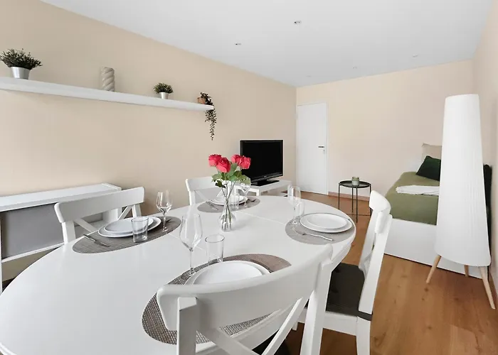 Apartment T2 Confortable Proche Commerces & Bale *