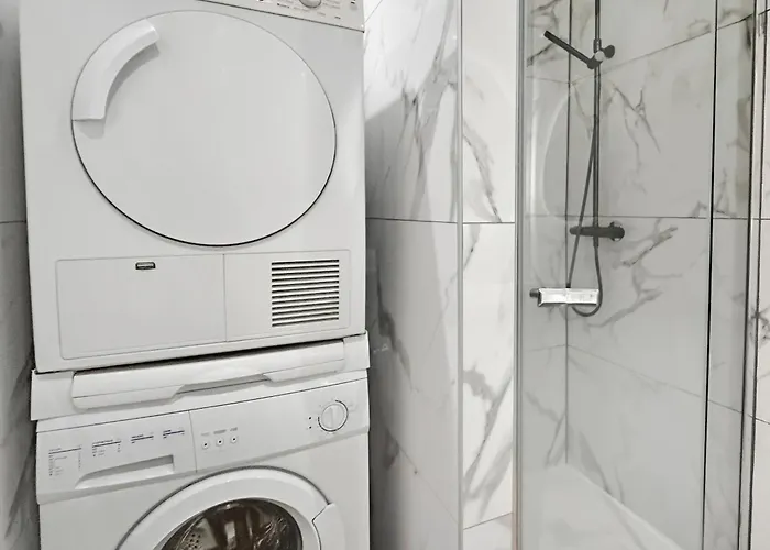 Apartment T2 Confortable Proche Commerces & Bale *